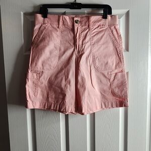 Lee Women's Soft Pink Bermudas